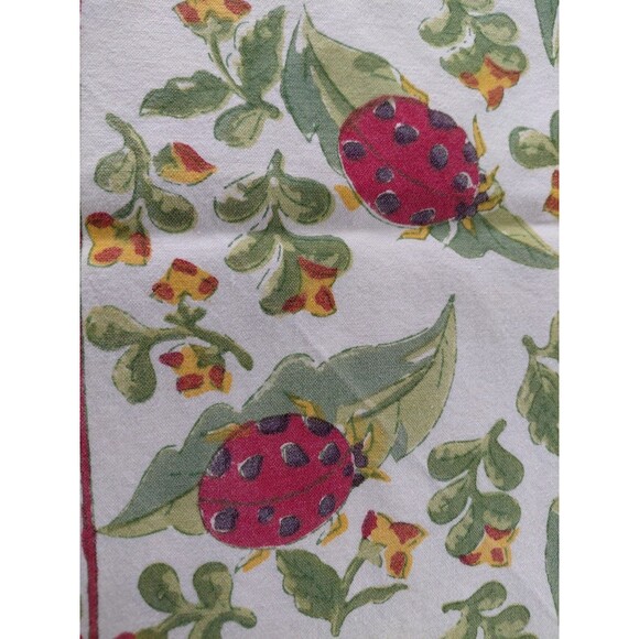 4 Pomegranate "Lexington " 100% Cotton Ladybug Print Placemats 13" x 19" - Picture 3 of 10